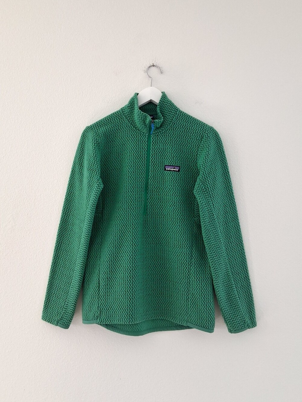 Patagonia W's R1 Air Zip Neck - Picture 4 of 16